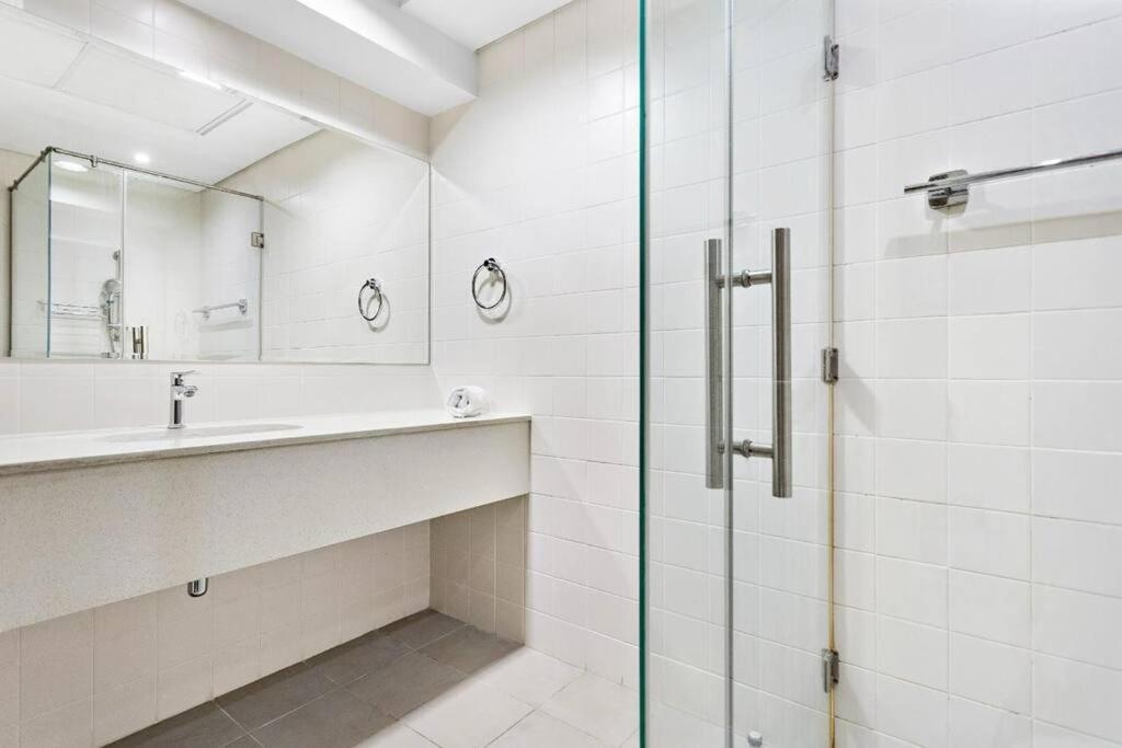 Apartment Koyo In The Heart Of Jbr Beach - 3Bdr Dubai Bagian luar foto