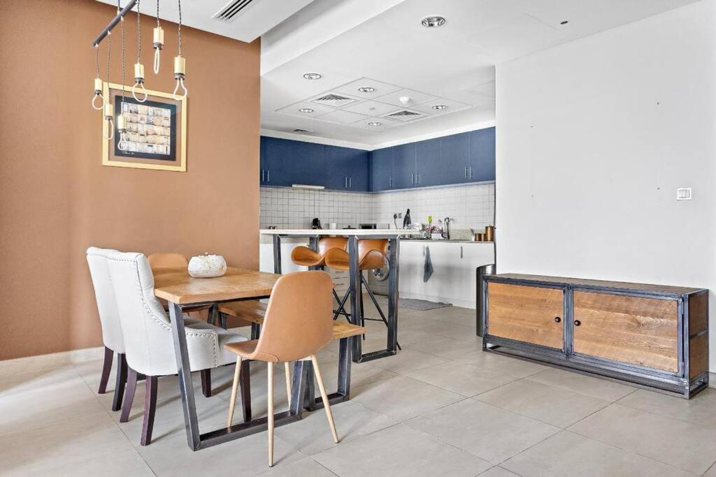 Apartment Koyo In The Heart Of Jbr Beach - 3Bdr Dubai Bagian luar foto