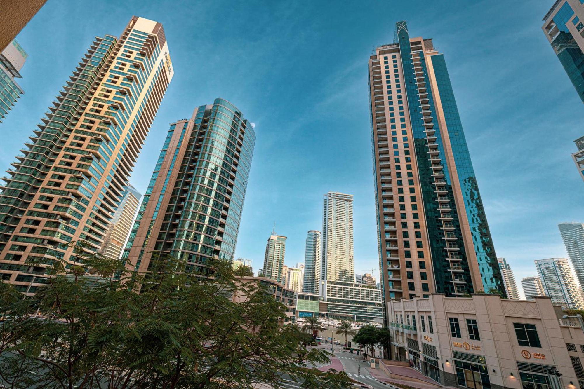 Apartment Koyo In The Heart Of Jbr Beach - 3Bdr Dubai Bagian luar foto