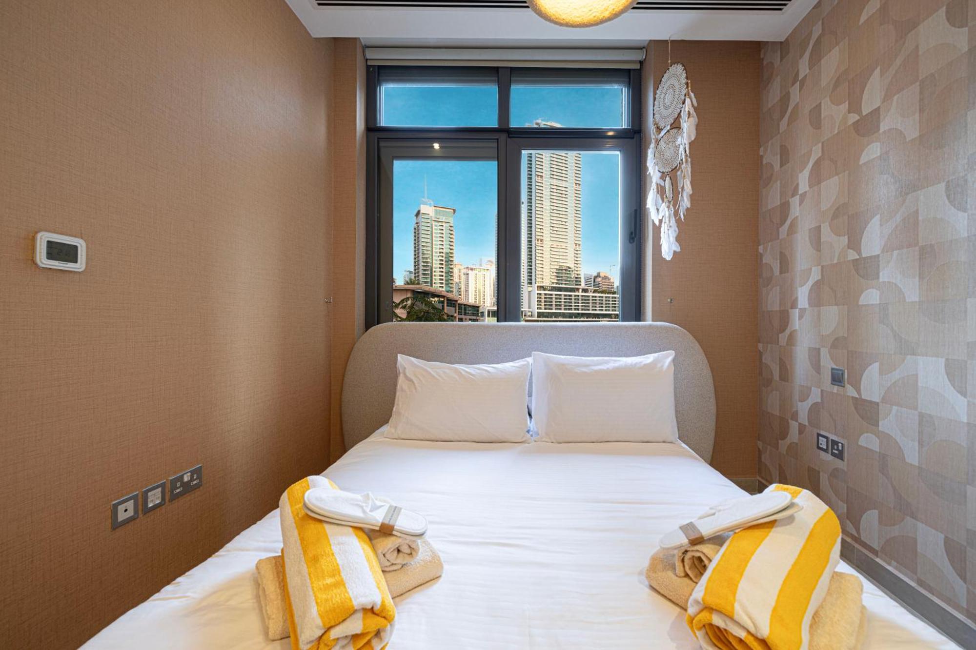 Apartment Koyo In The Heart Of Jbr Beach - 3Bdr Dubai Bagian luar foto