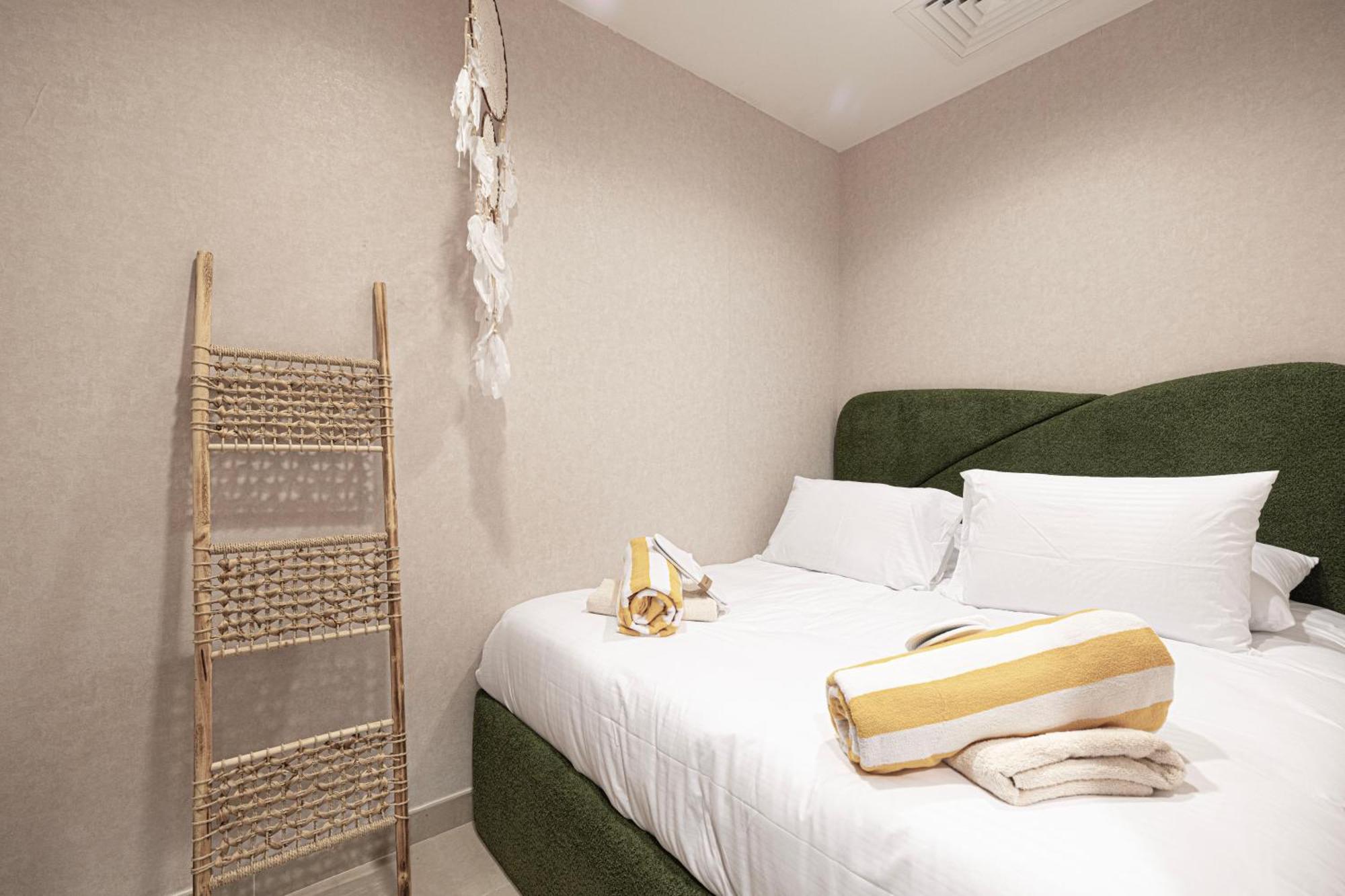 Apartment Koyo In The Heart Of Jbr Beach - 3Bdr Dubai Bagian luar foto