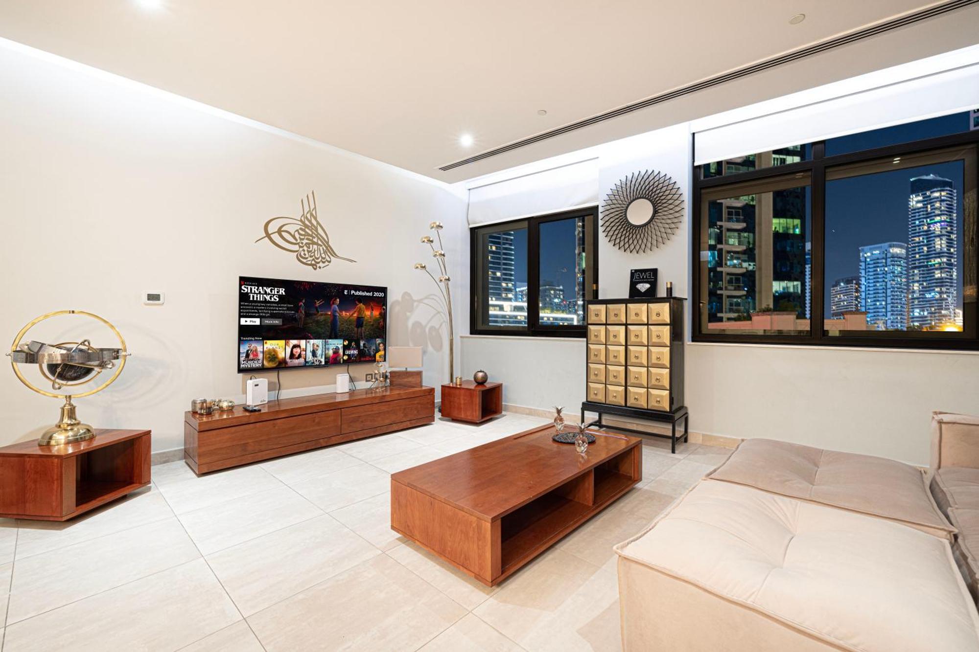Apartment Koyo In The Heart Of Jbr Beach - 3Bdr Dubai Bagian luar foto